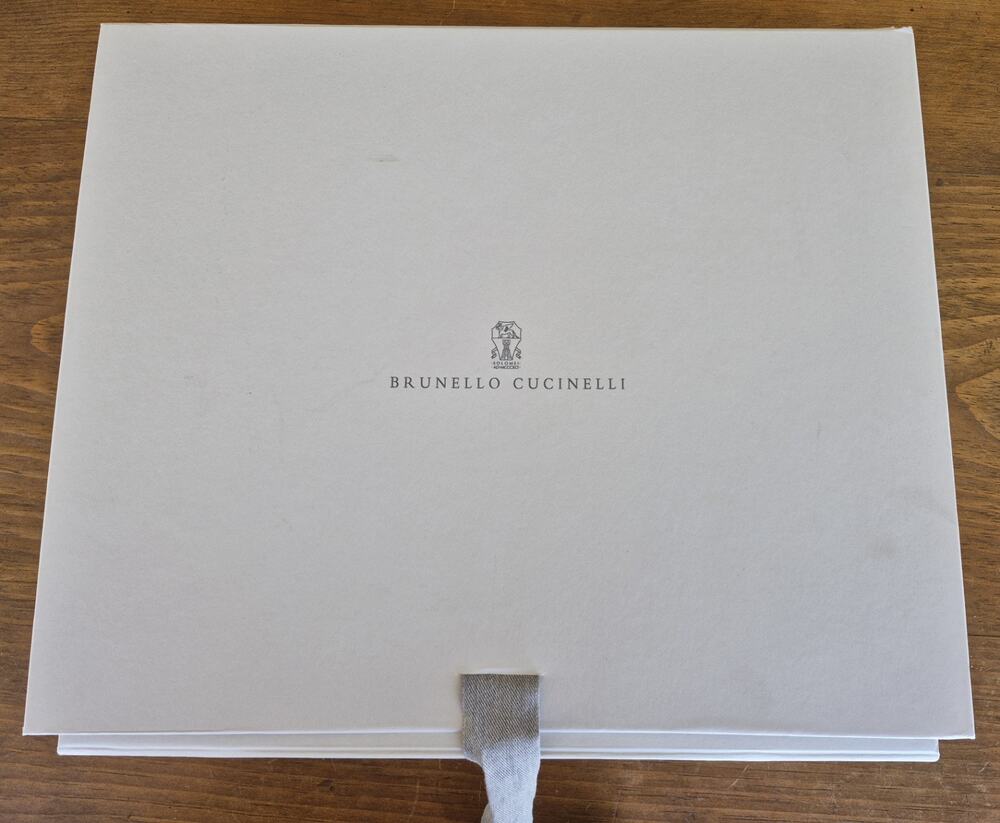 Authentic Brunello Cucinelli White Giftbox 17 X 14 X 3.5